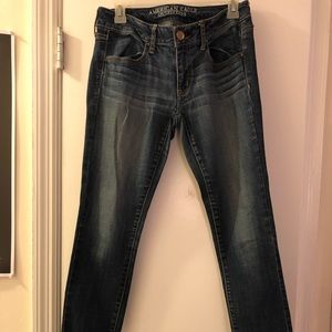 American Eagle Outfitters Jeans - American Eagle Medium Wash Super Stretch Jegging American Eagle Outfitters Jeans - American Eagle Medium Wash Super Stretch Jegging